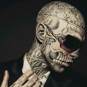 Meet your Posher, Tommy